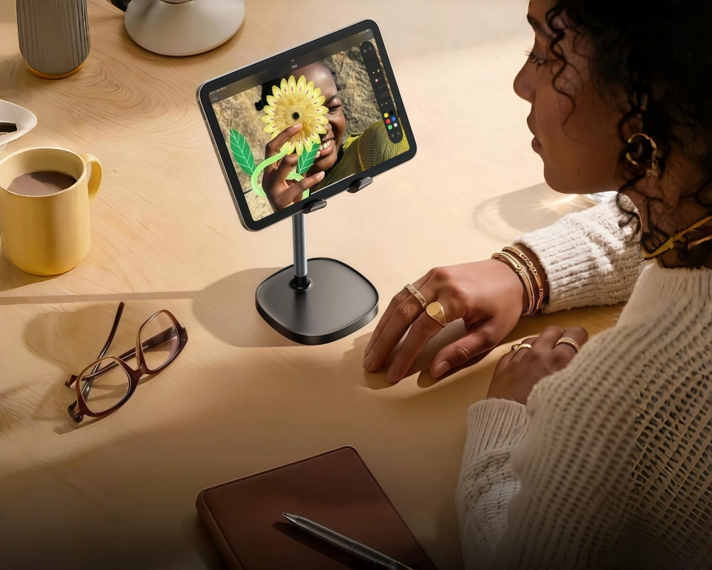 LISEN MagSafe car mount and MobileAccessories